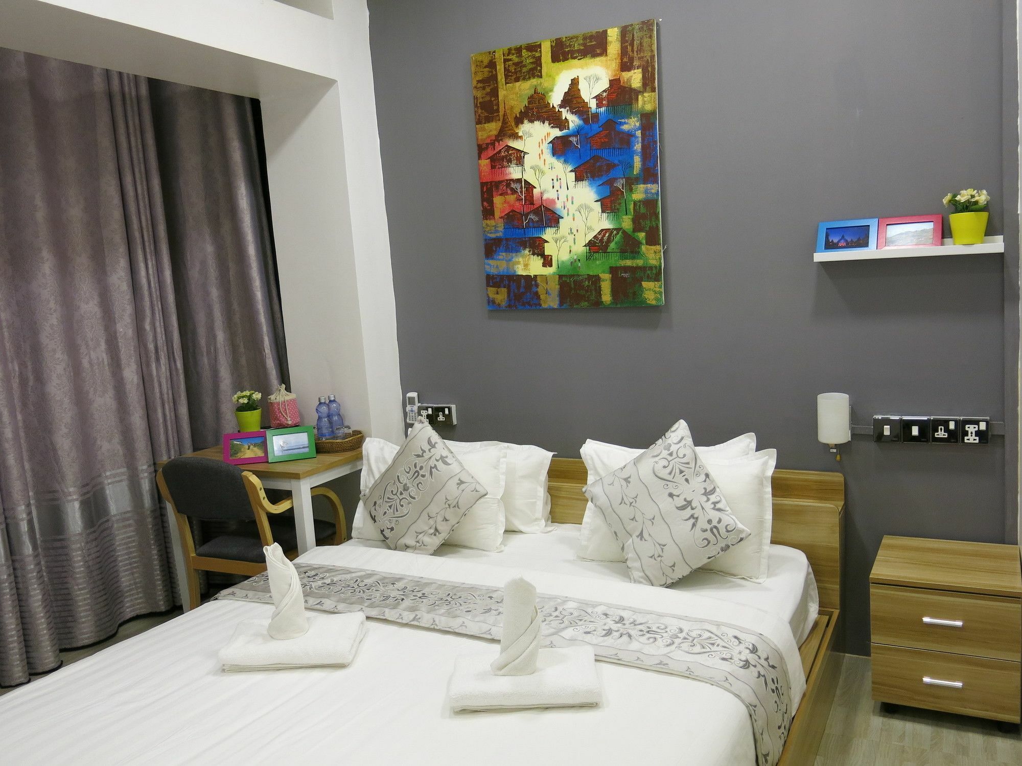 Hotel Check In @ Downtown Rangun Zewnętrze zdjęcie