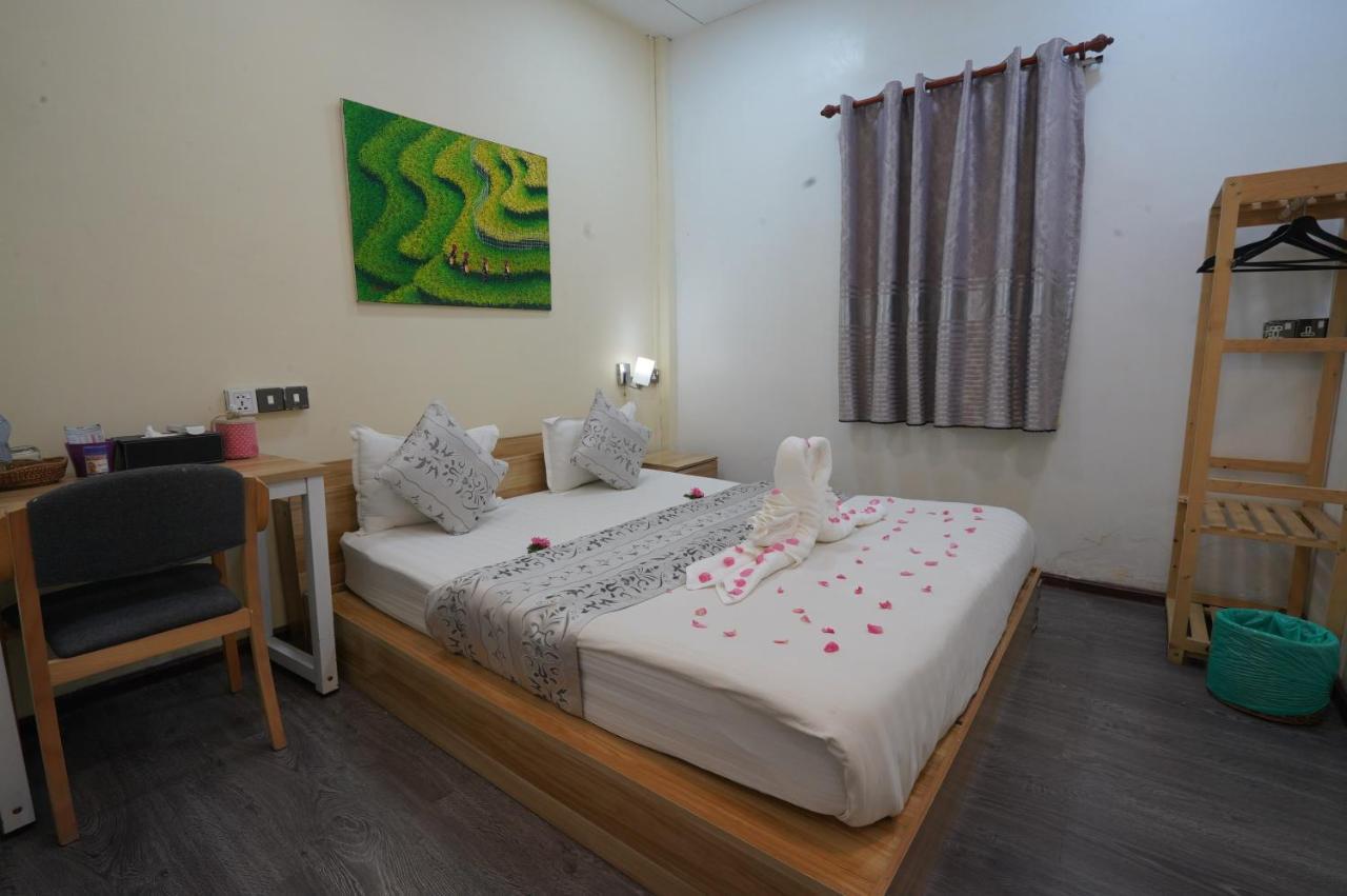 Hotel Check In @ Downtown Rangun Zewnętrze zdjęcie