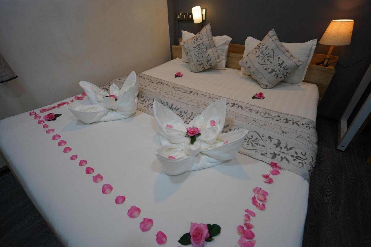 Hotel Check In @ Downtown Rangun Zewnętrze zdjęcie